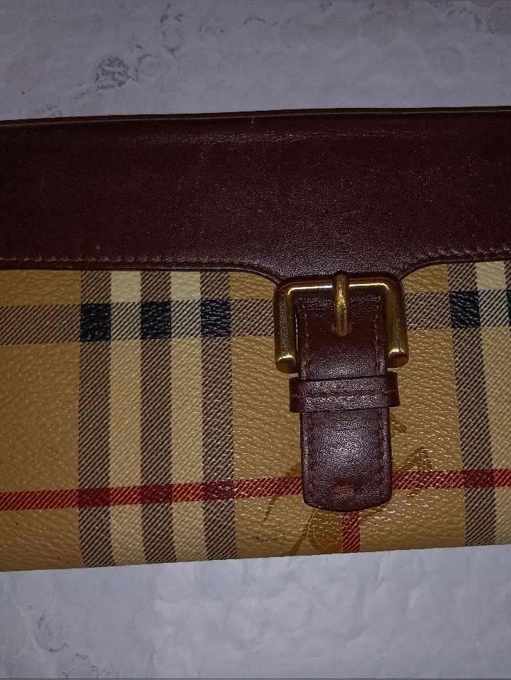 *Authentic* Burberry Plaid Canvas Buckle Wallet In Tan And Brown